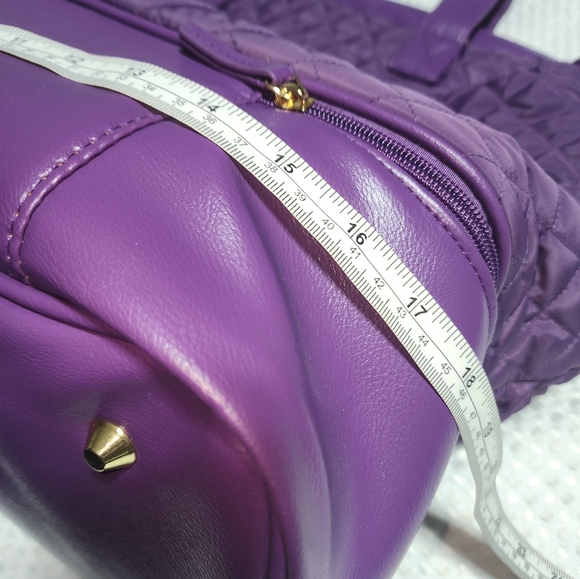 TRIFORCE EUC XL 18" CARRY ON QUILTED FRAMED OPENING WEEKENDER BAG - Picture 3 of 13